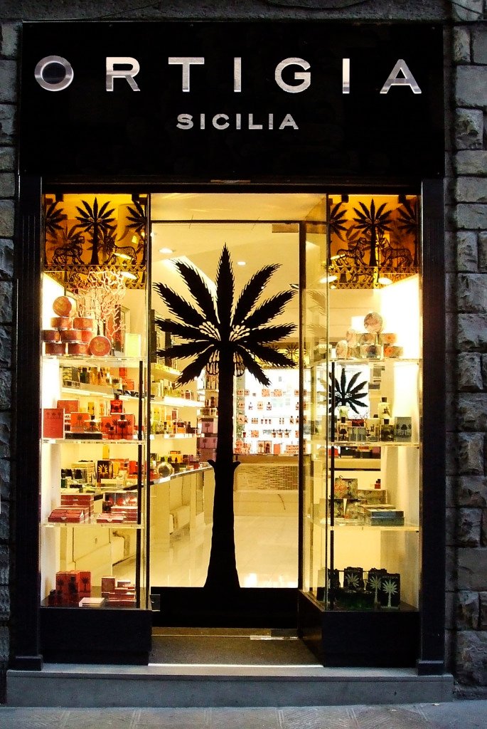 A loja de Florença em Borgo San Jacopo 12/R