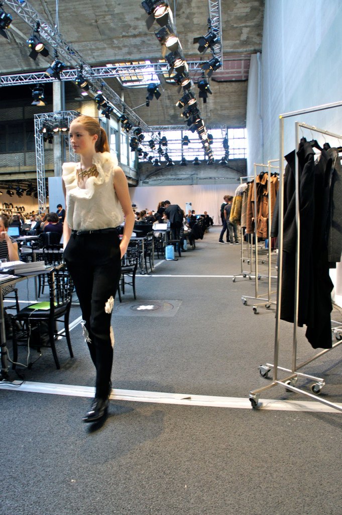 O showroom da Lanvin durante da semana de moda de Paris foi montado de propósito para receber compradores e imprensa.