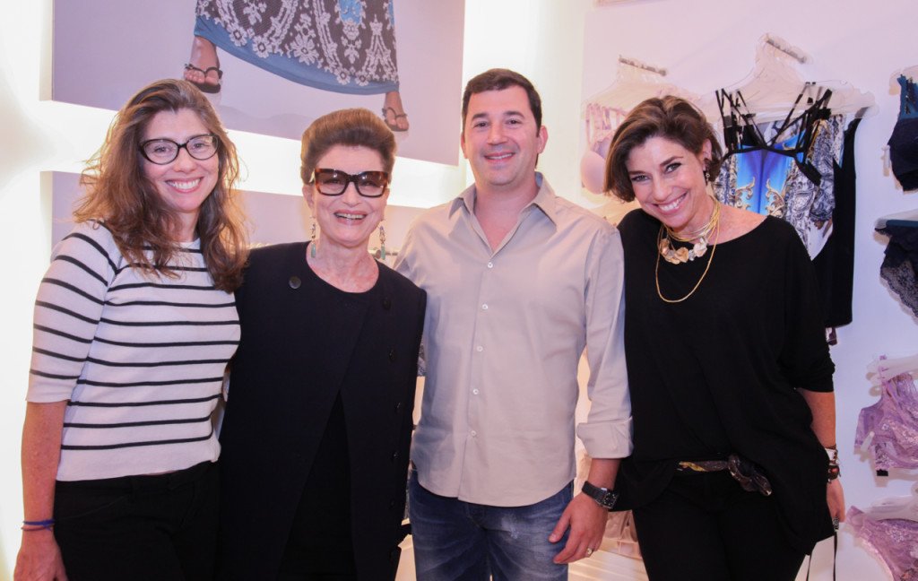 Alessandra, Costanza, Gustavo Rosset e euzinha