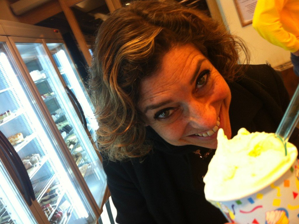 Primeiro gelato em Florença: Buontalenti, na Pasticceria Badiani, escolha de Consuelo