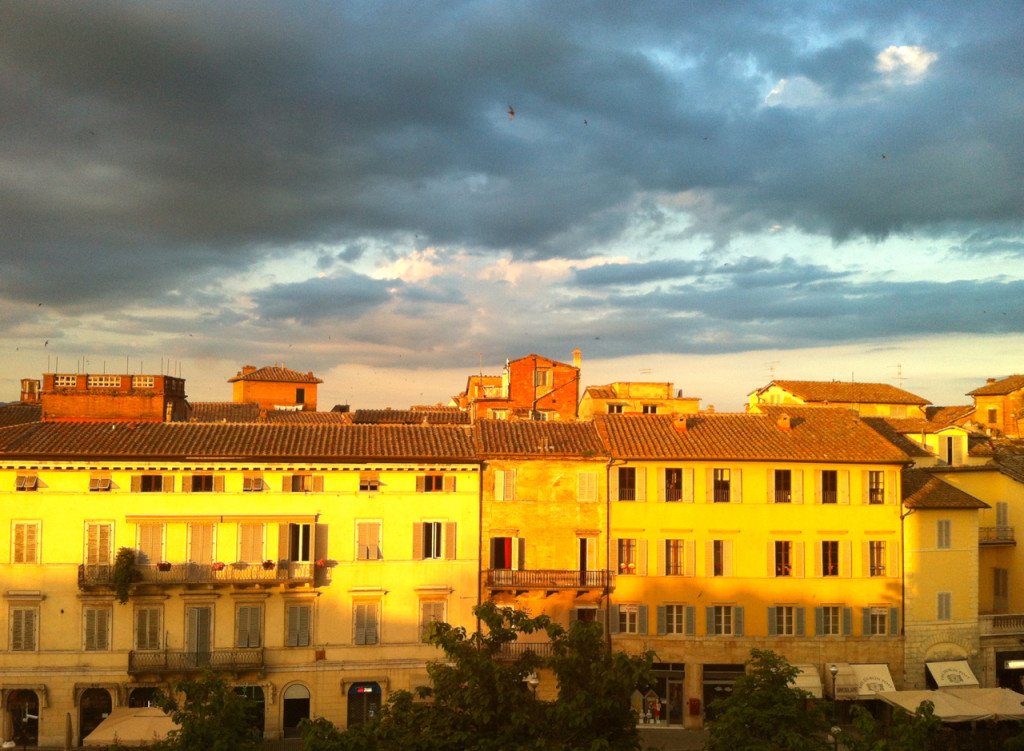 Da janela lateral do meu quarto em Siena