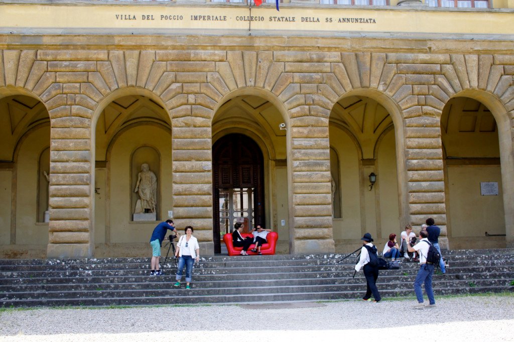 As filmagens de Costanza e Marilu na Toscana começam na escola do Poggio Imperiale onde estudou minha avó e filhos!