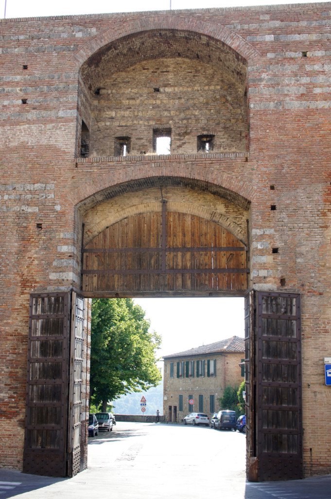 Uma das portas medievais para entrar na cidade!