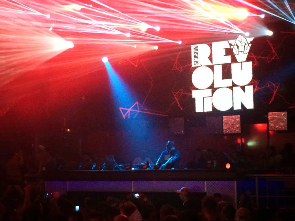 Revolution é o nome do show de Carl Cox no Space.