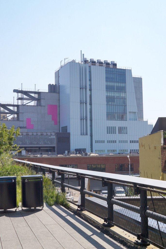 A vista do Whitney Museum do High Line.