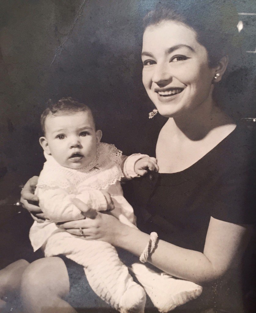 Costanza assim que eu nasci!! 1964  Ela tinha 25 anos!
