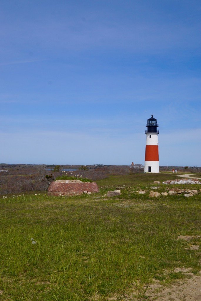 Também fomos visitar o farol que foi totalmente movido da sua localização original pelo perigo de cair barranco abaixo... justamente por causa da erosão!