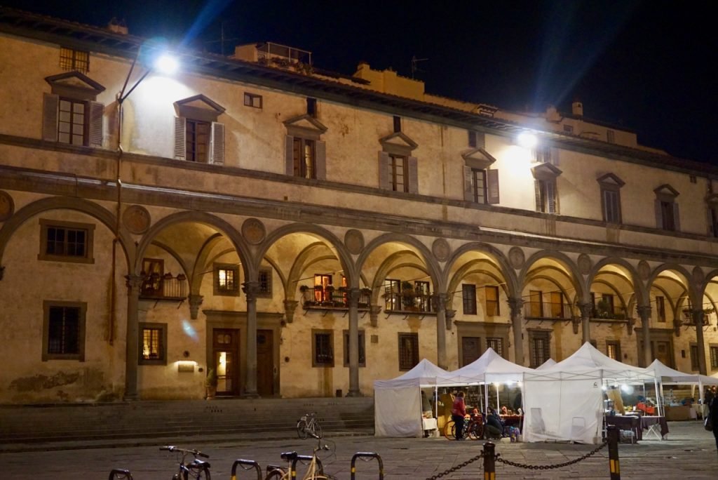 A Piazza Santissima Annunziata